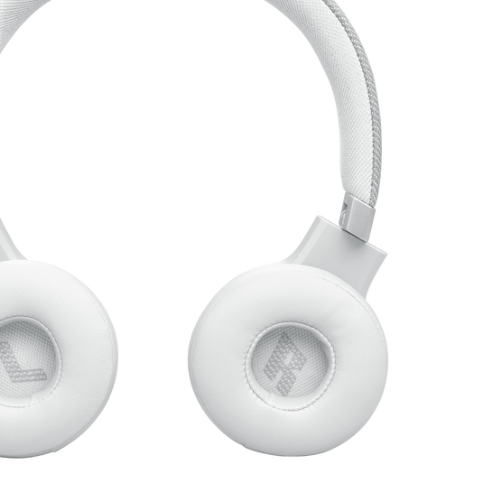 JBL Live 670NC | Wireless On-Ear Headphones with True Adaptive